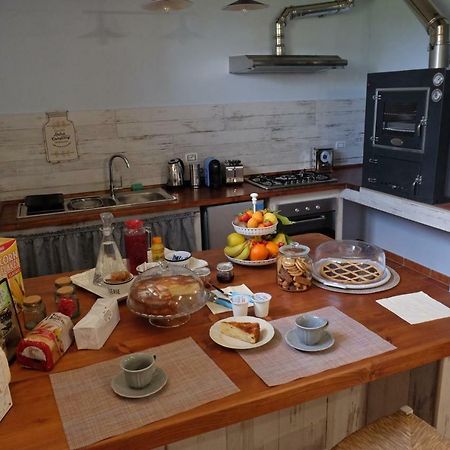 L'Orto Sul Poggio Bed & Breakfast Sutri Dış mekan fotoğraf