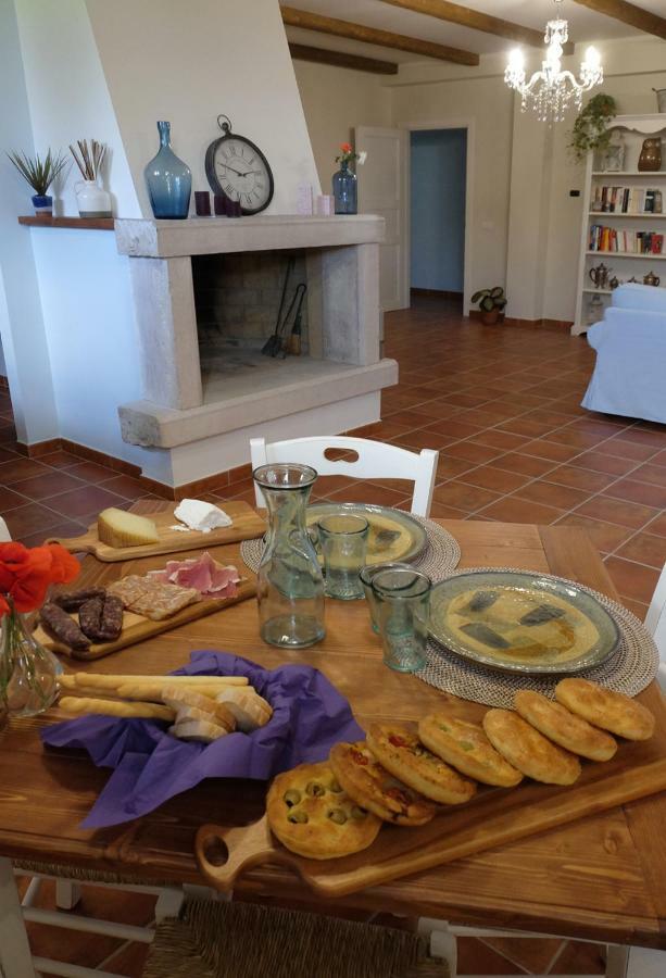 L'Orto Sul Poggio Bed & Breakfast Sutri Dış mekan fotoğraf